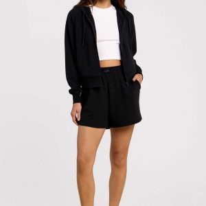 Performance Waffle Short | Black